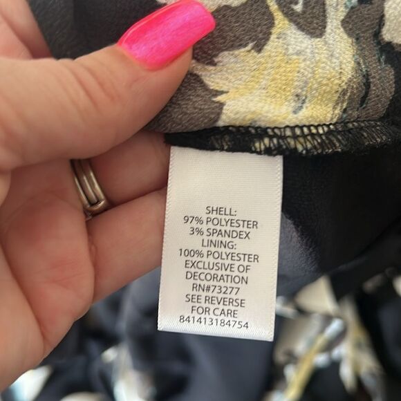 Candies Sexy Floral Maxi Front Tye With Front Slit Dress - Picture 12 of 12